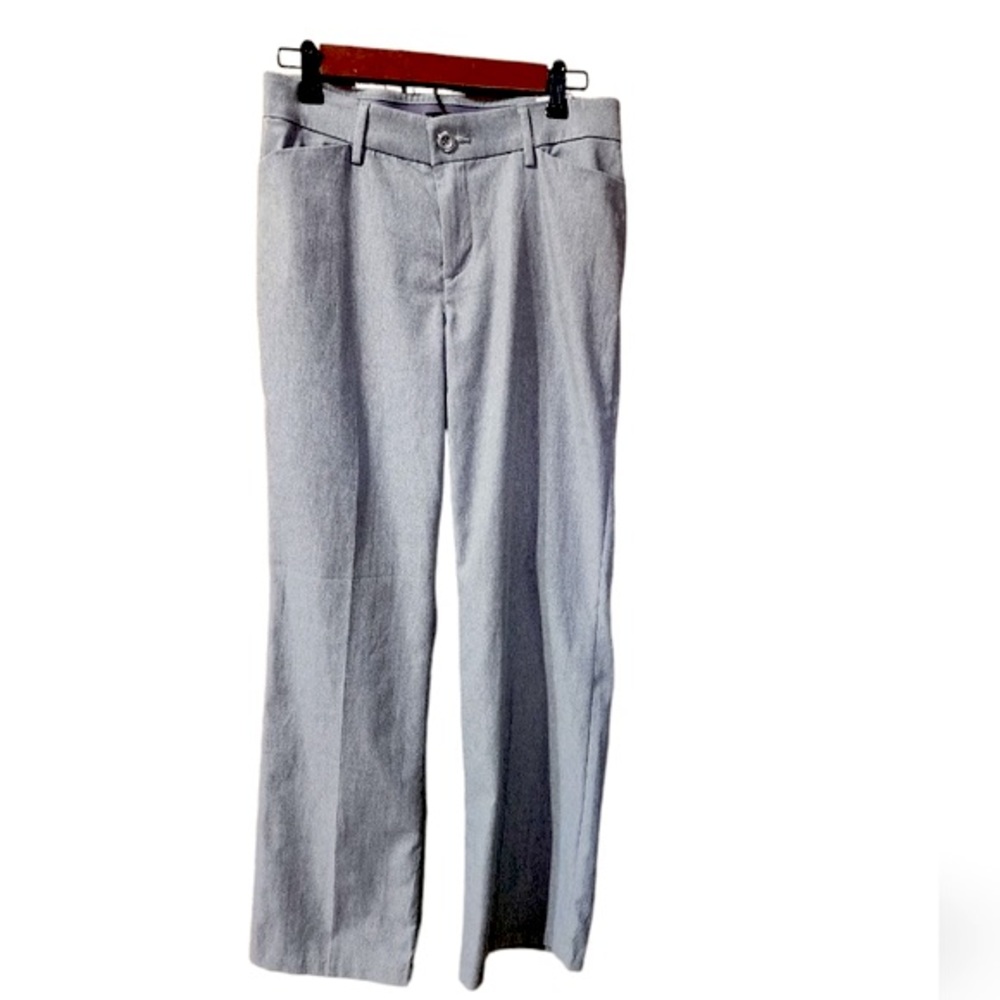 LEE regular fit mid rise trouser. Size 4